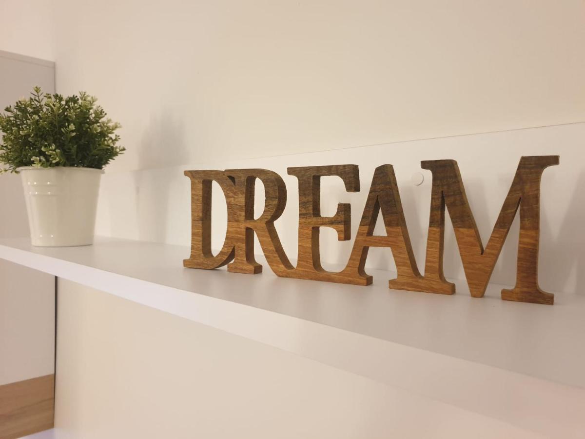 Maxx Apartamento Салоу Экстерьер фото