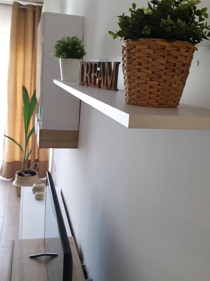 Maxx Apartamento Салоу Экстерьер фото